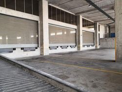 Gul Circle (D22), Warehouse #575445331